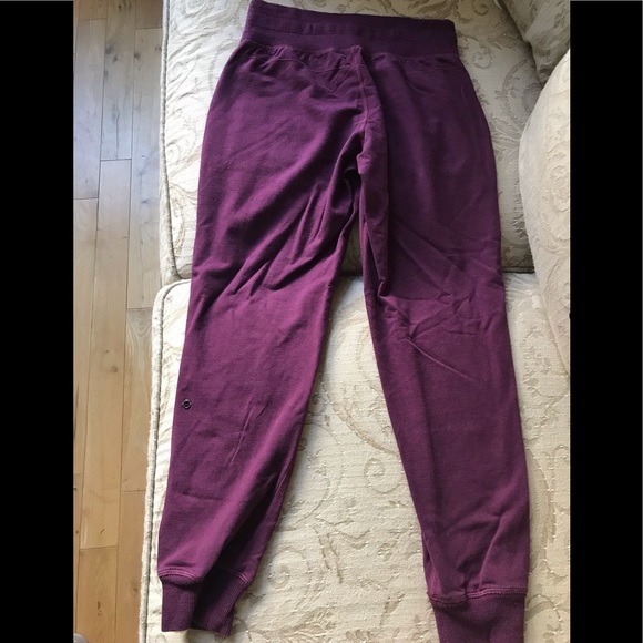 Lululemon Comfy As Sweat Pant Heathered red grape - Picture 5 of 7